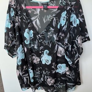 Short sleeve torrid top
